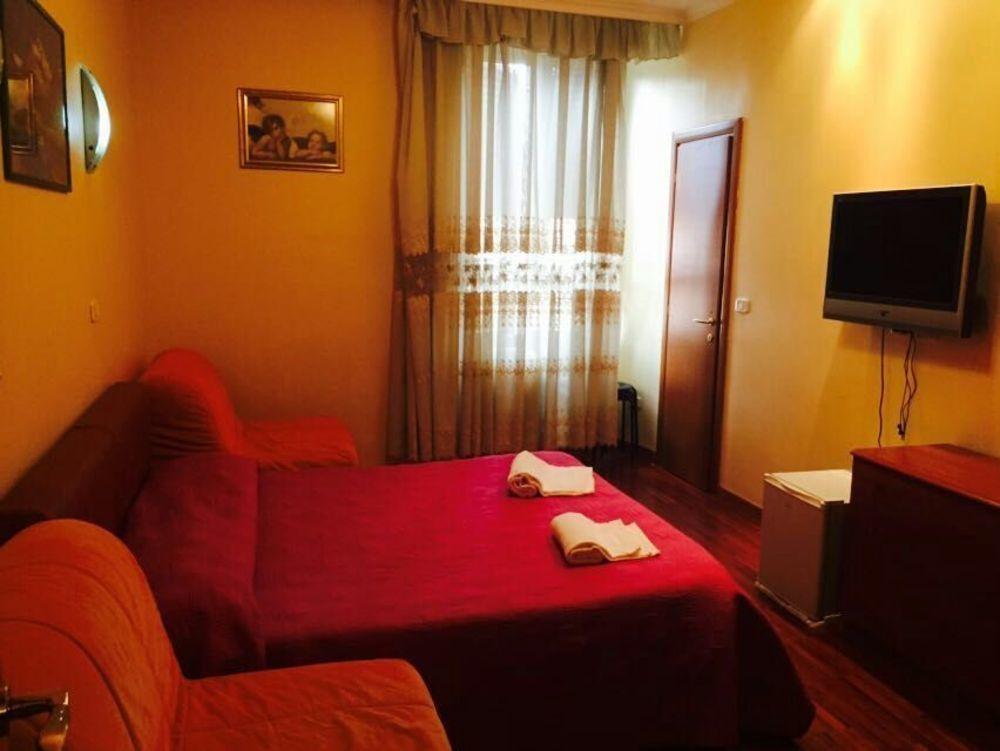 Zhihua Guest House Rome Extérieur photo