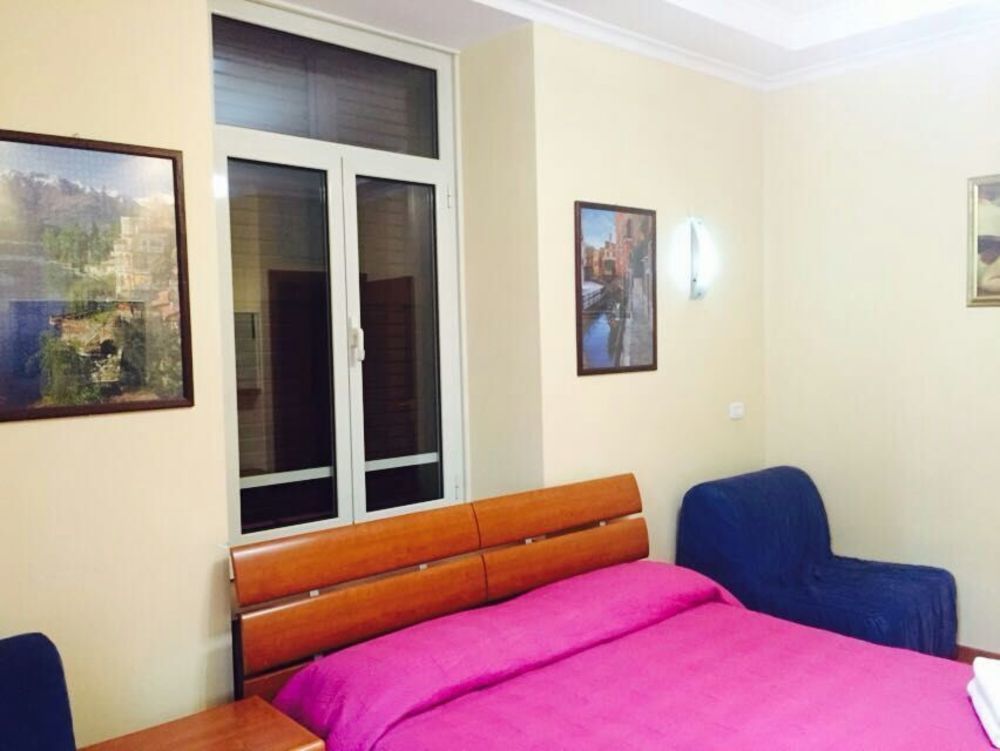 Zhihua Guest House Rome Extérieur photo