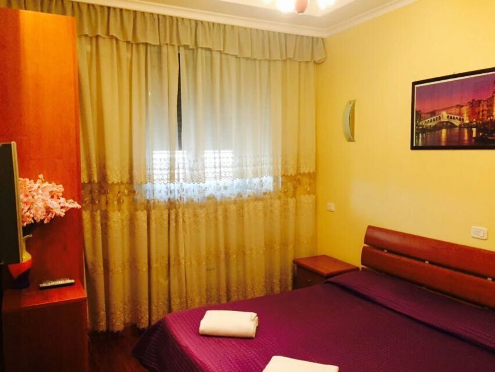 Zhihua Guest House Rome Extérieur photo