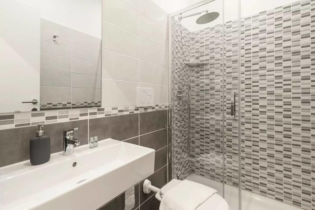 Zhihua Guest House Rome Extérieur photo