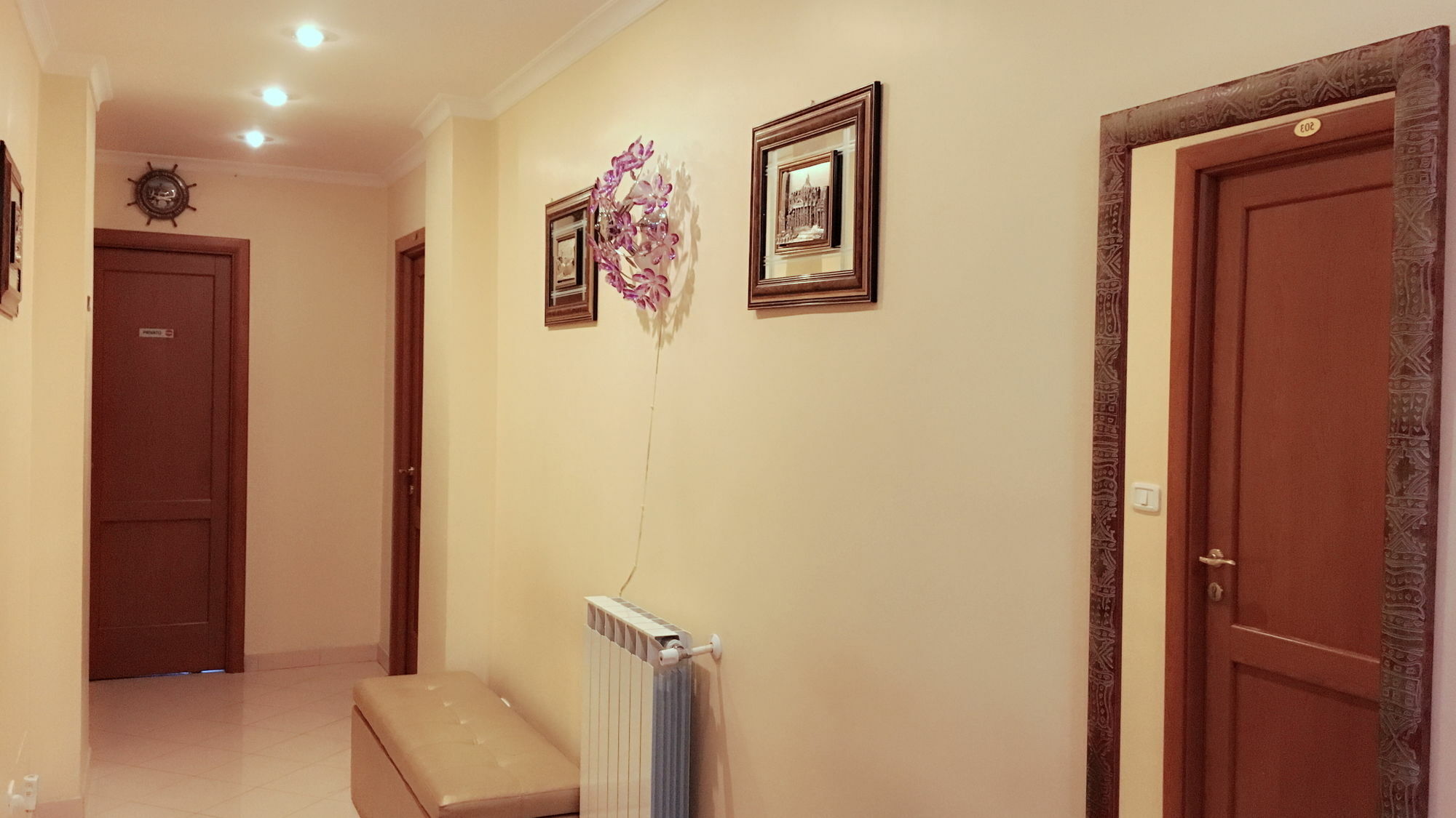 Zhihua Guest House Rome Extérieur photo