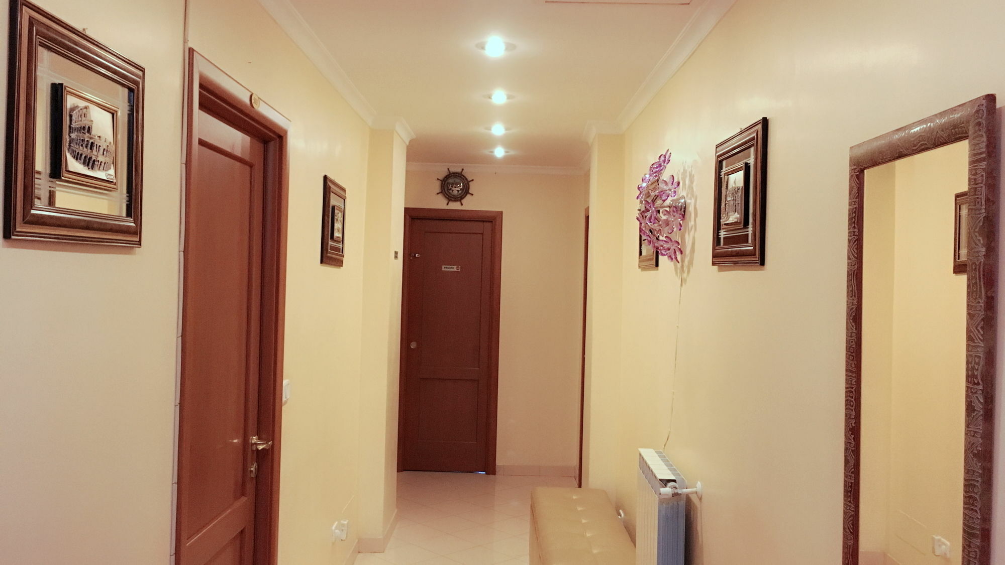 Zhihua Guest House Rome Extérieur photo