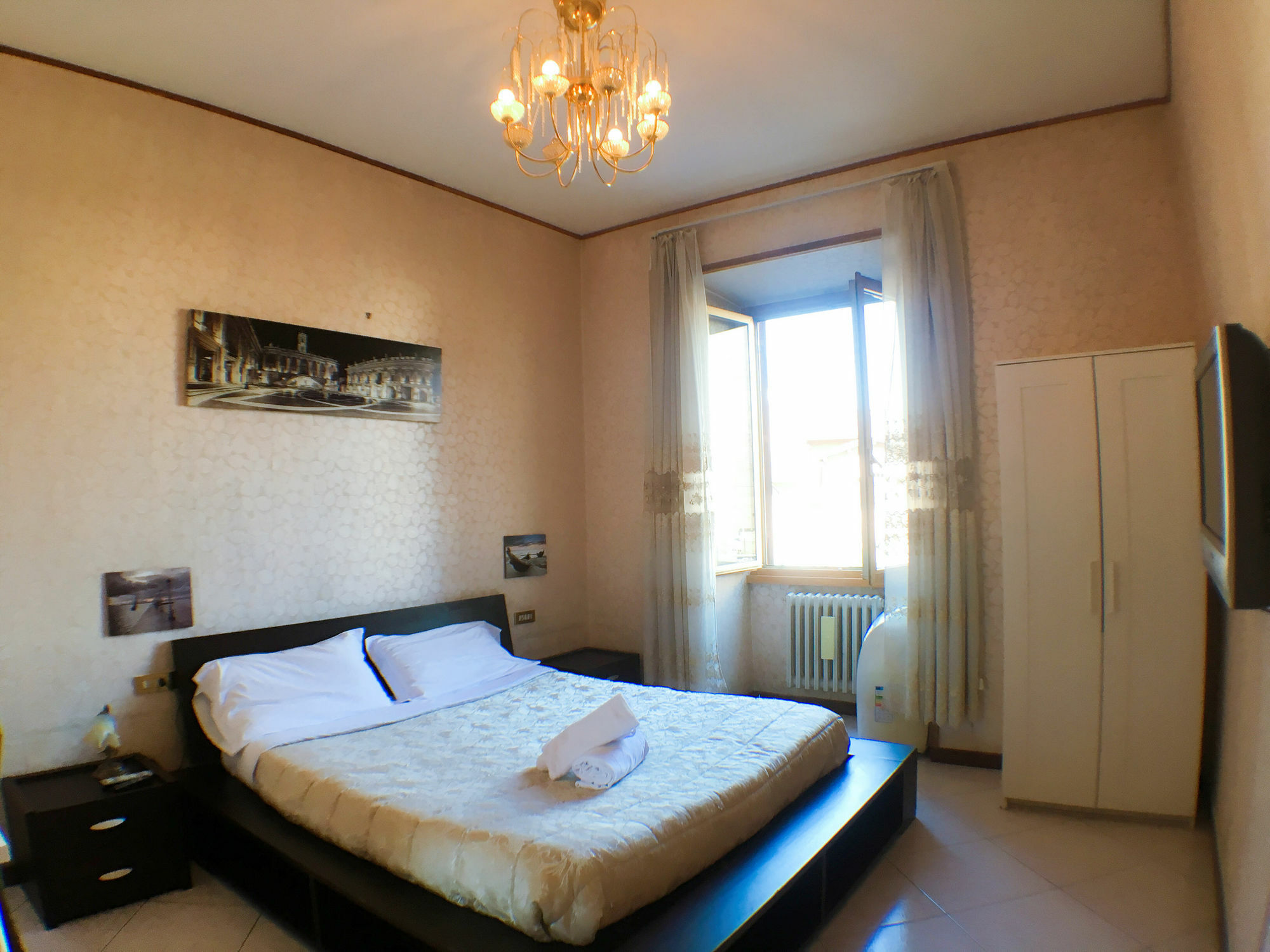 Zhihua Guest House Rome Extérieur photo